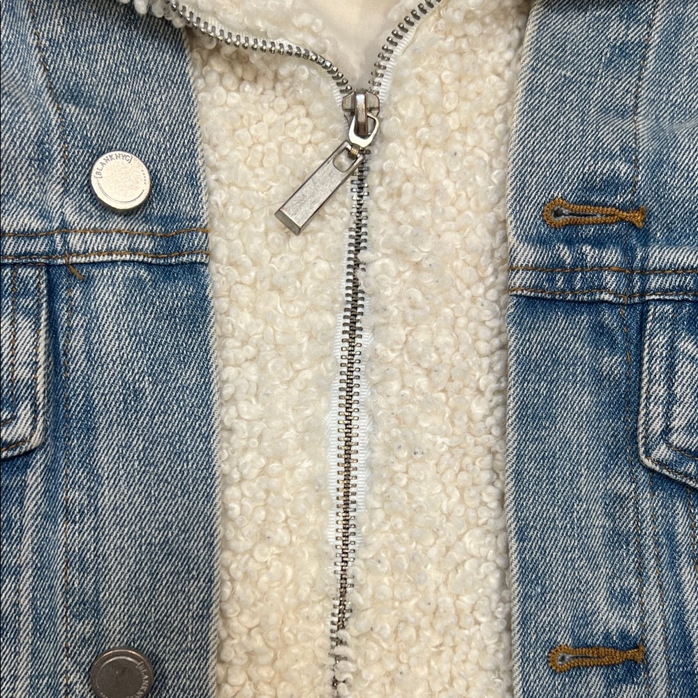 Blank NYC Blue Denim Jacket with Cream Sherpa - Picture 4 of 4